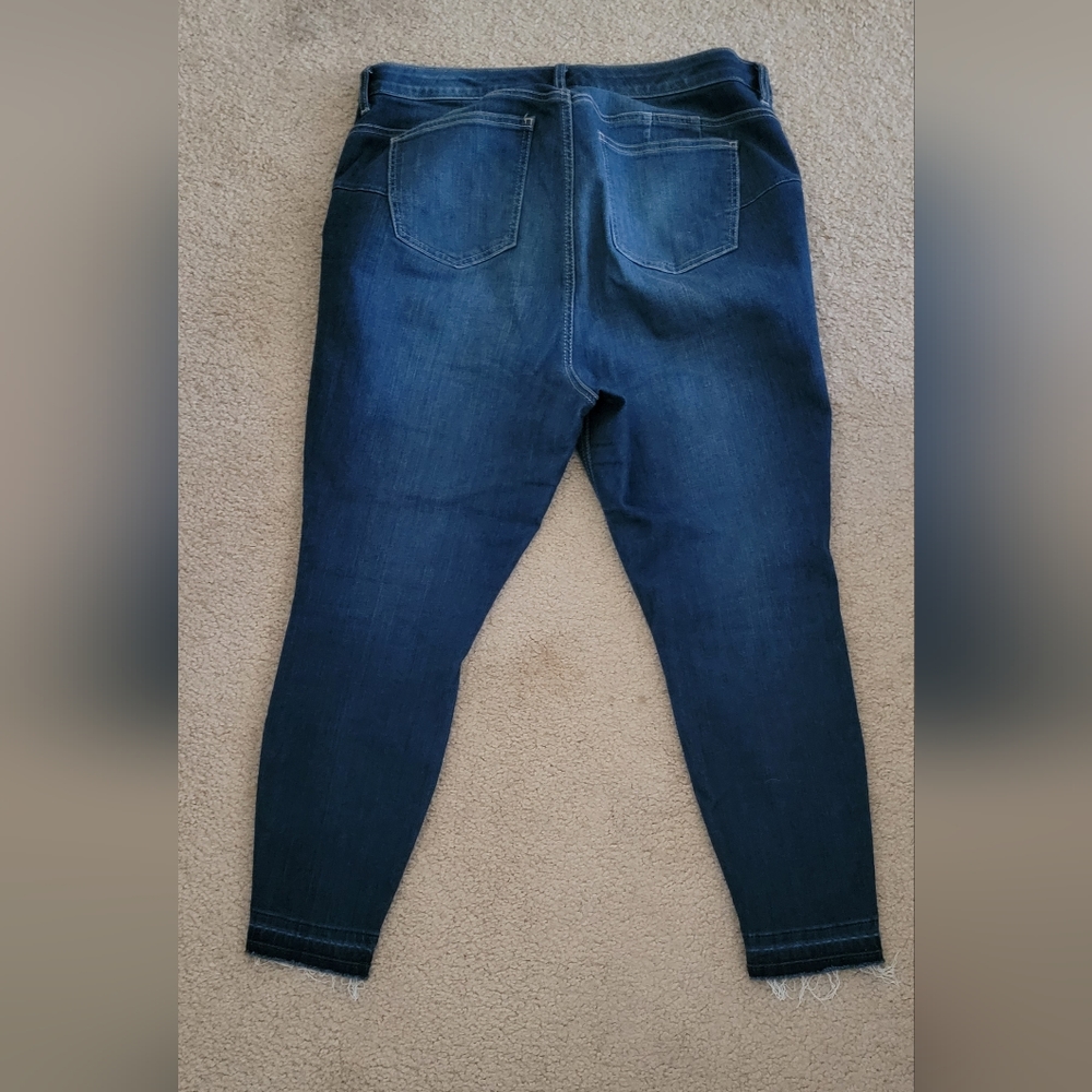 Torrid Jeans - Picture 2 of 2